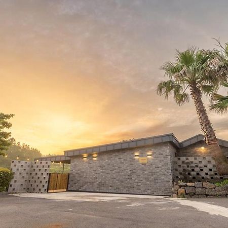 Jeju Bunkerhotel&Resort Согвипхо Экстерьер фото