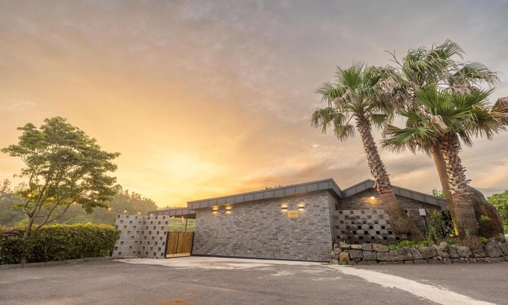 Jeju Bunkerhotel&Resort Согвипхо Экстерьер фото