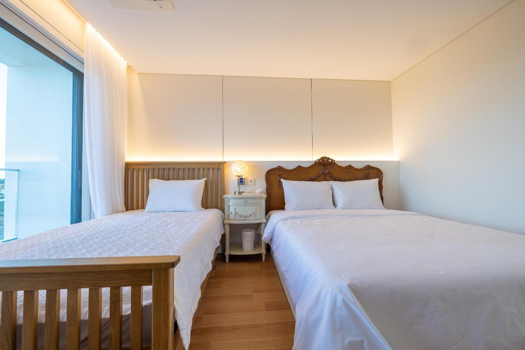 Jeju Bunkerhotel&Resort Согвипхо Экстерьер фото