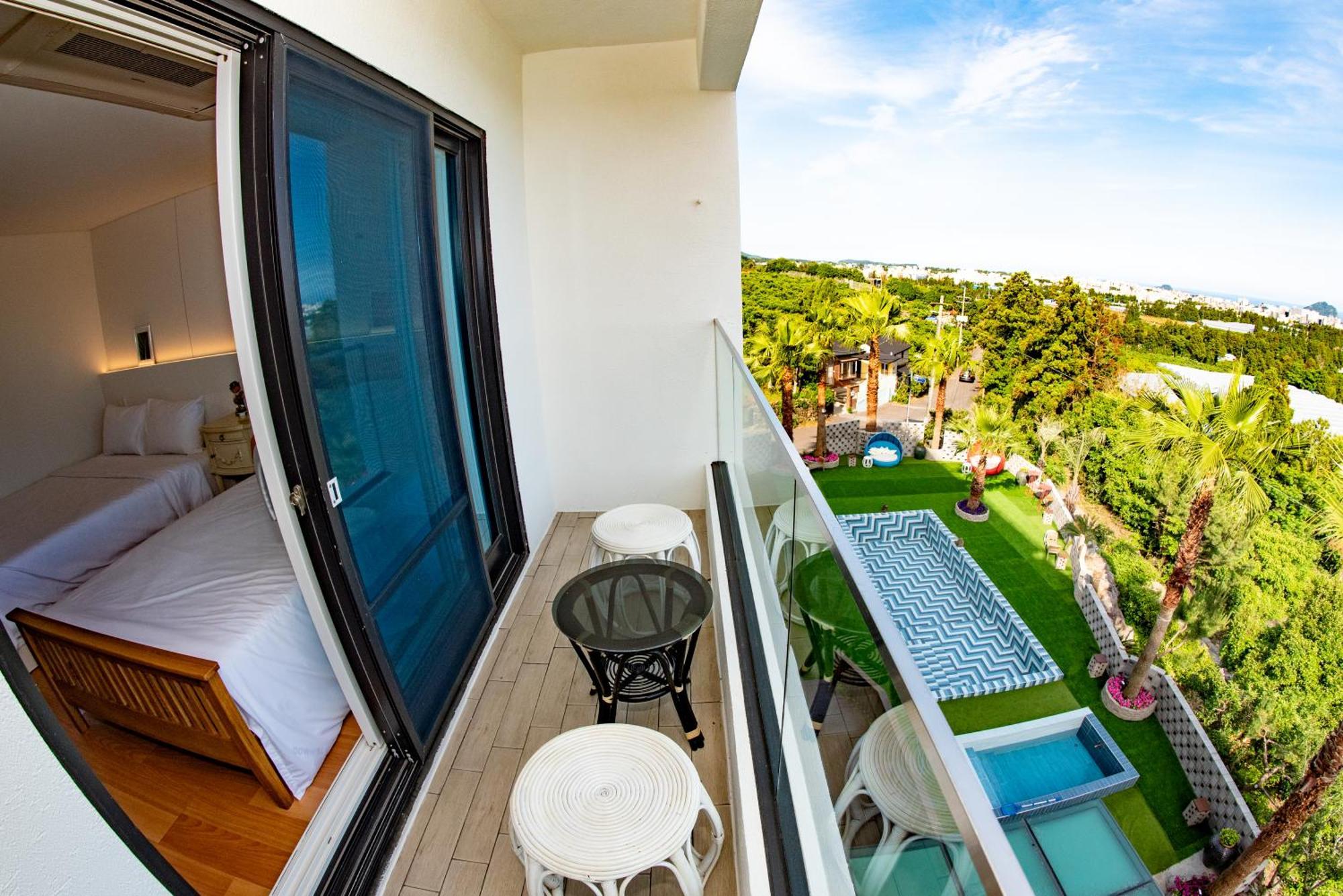 Jeju Bunkerhotel&Resort Согвипхо Экстерьер фото